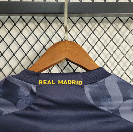 Maillot Real Madrid saison 2023-2024 extérieur